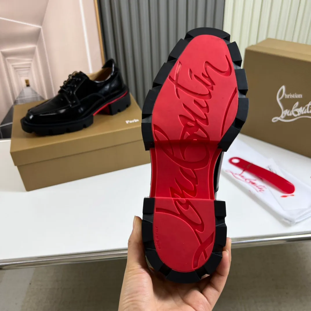 Men's shoes 💰720💰 CL's popular red-soled boots 🆑1:1 original mold, Christian* Louboutin, imported open-edge beaded cowhide leather on the upper + water-dyed cowhide lining, original outsole ⬆️ Wear-resistant and non-slip, full set of counter packaging 🎁38-45 (customized for 45, non-refundable)